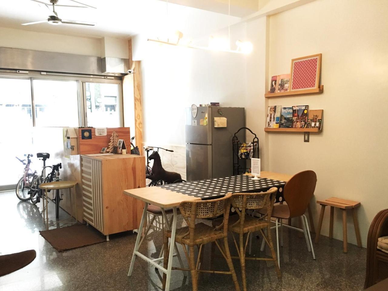 Tainan Gu Hostel Exterior photo